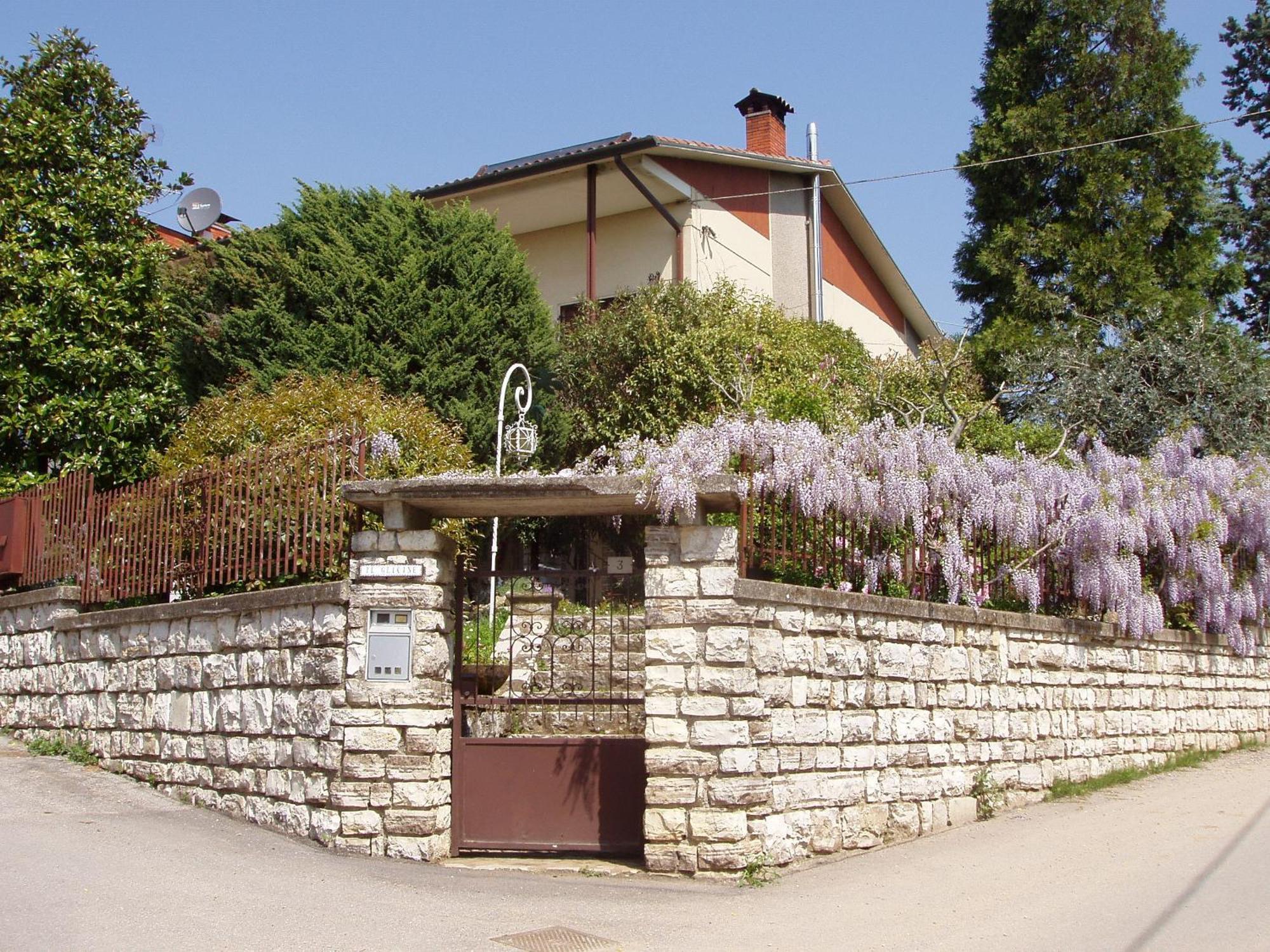 B&B Il Glicine Bedizzole Екстер'єр фото