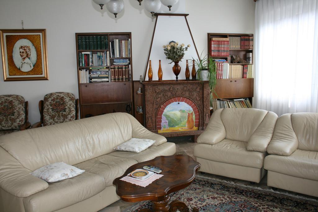 B&B Il Glicine Bedizzole Екстер'єр фото