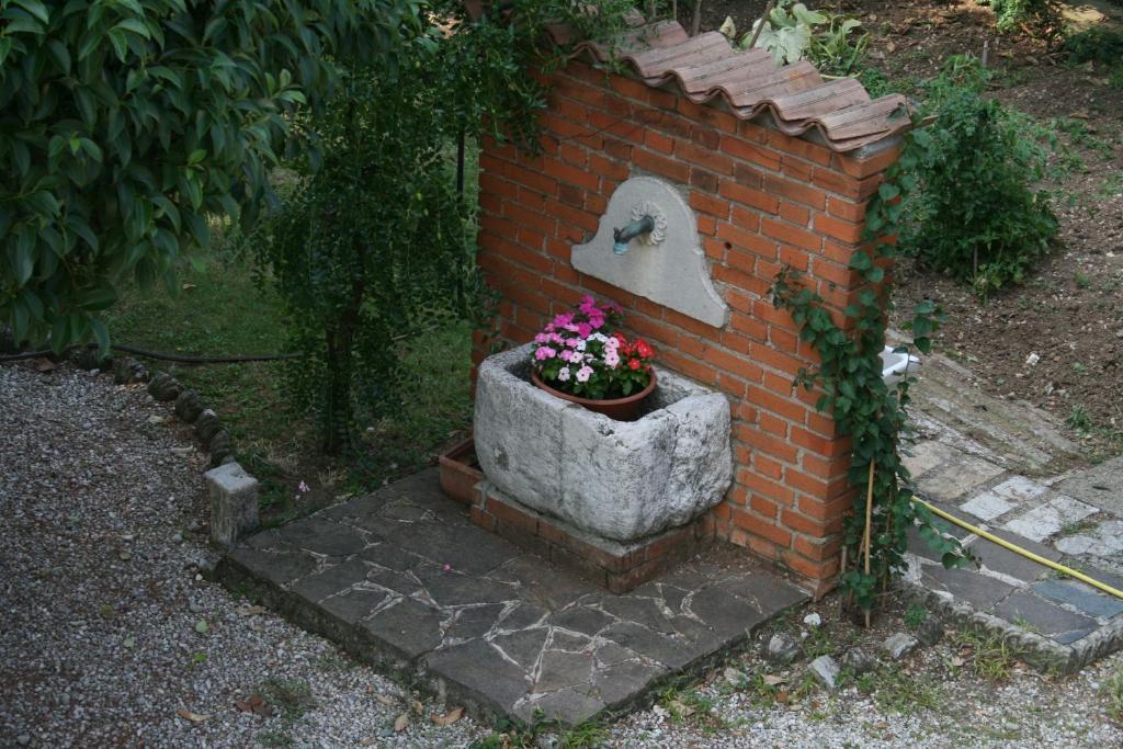 B&B Il Glicine Bedizzole Екстер'єр фото